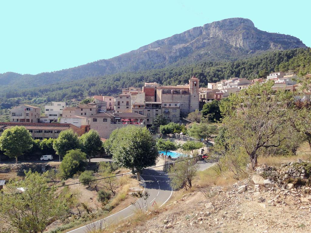 Aire De Colldejou Bagian luar foto